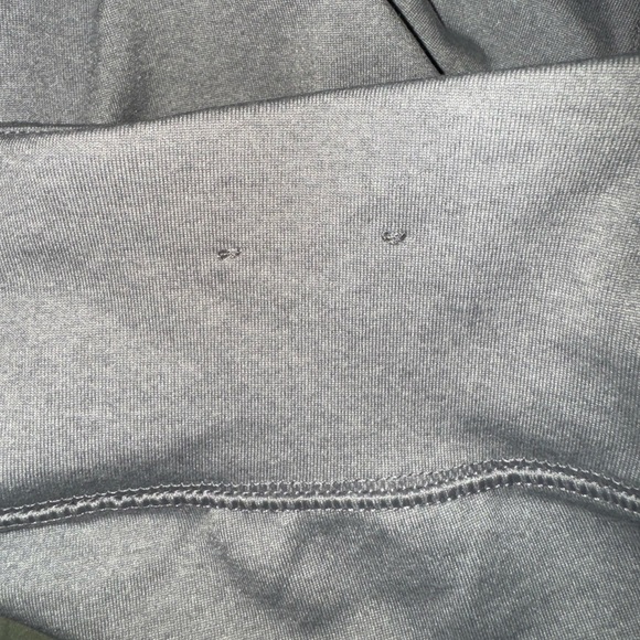 J. Crew heather Gray Leggings with back pocket. Size M. NWOT. - Picture 8 of 11